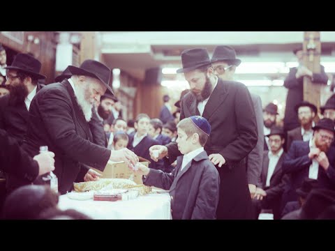 Vintage Scenes of The Rebbe Distributing Kos Shel Bracha | Motzei Acharon Shel Pesach, 5737