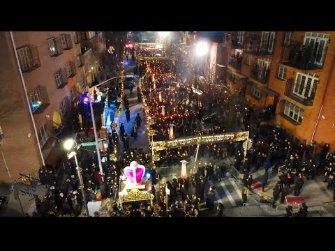 Drone: Hachnosas Sefer Torah in Williamsburg – Reb Yoel Landau