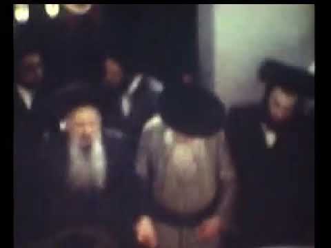 Toldos Aharon Rebbe Zt”l at a Pidyon Haben in Seret Viznitz