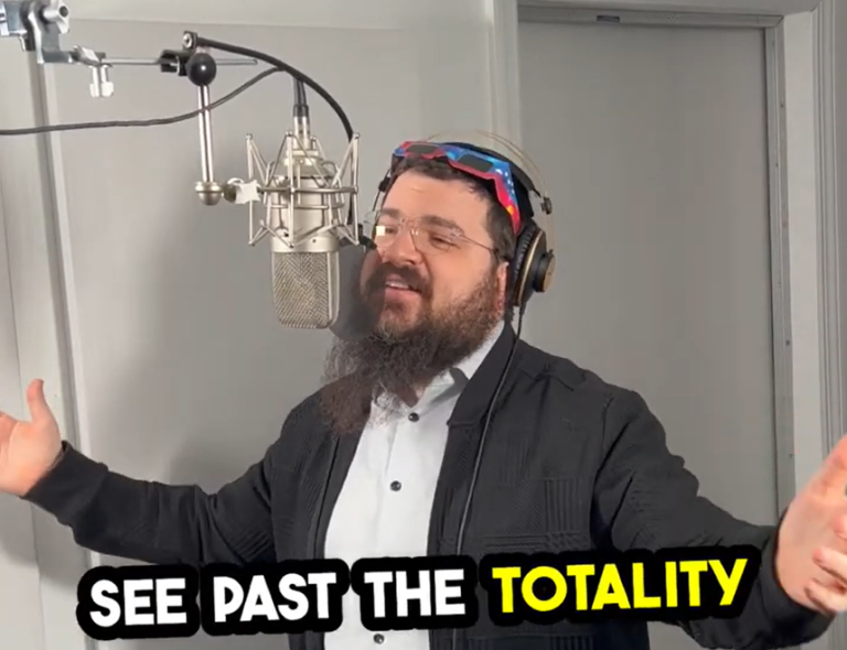 A Yid is Like the Moon – Benny Friedman in Honor of the 2024 Solar Eclipse